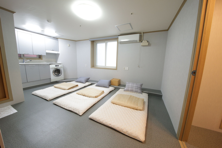 Bedroom 26