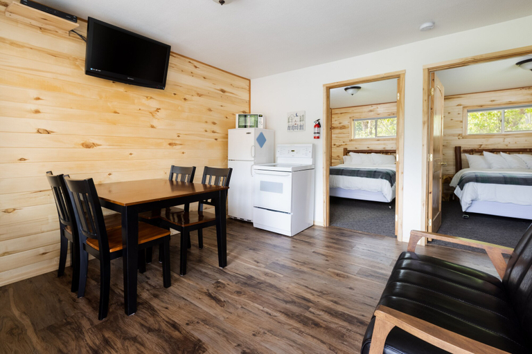 Others 4, Beargrass Lodging and RV Resort, Flathead