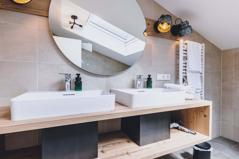 Bathroom 3, M1 - Mountain Living, Zell am See