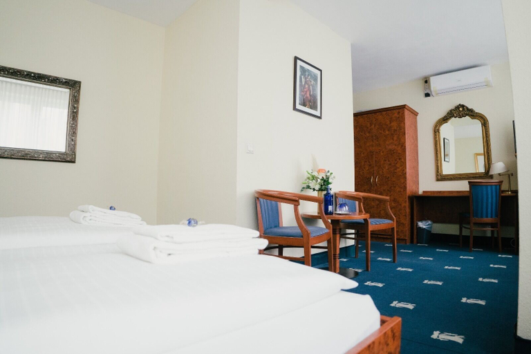 Bedroom 4, Hotel St. Georg, Düsseldorf