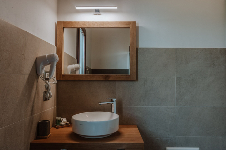 Bathroom 5, Resort Fior Di Sardegna, Nuoro