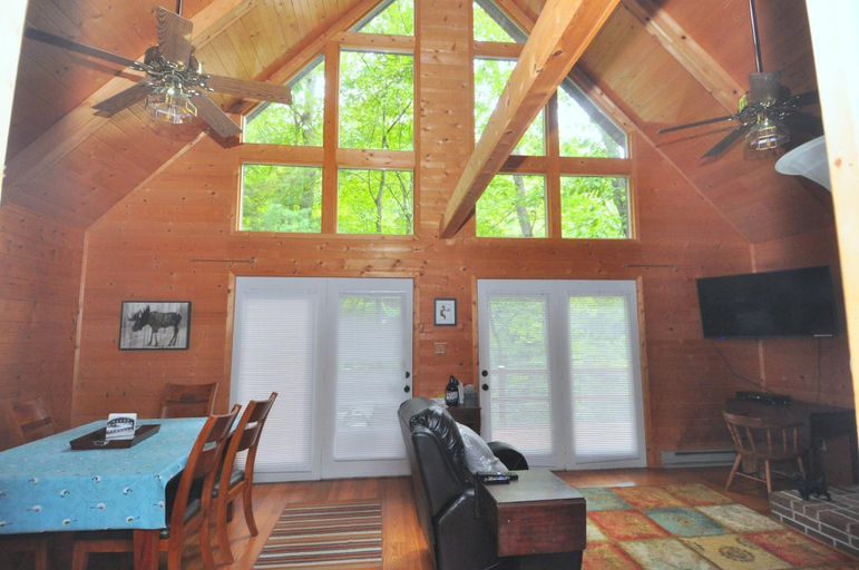 Others 5, Rosies Creekside Retreat - 3 BR Escape!, Morgan