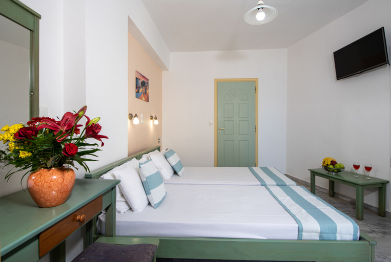 Bedroom 5, Sunrise Studios & Apartments, Crete