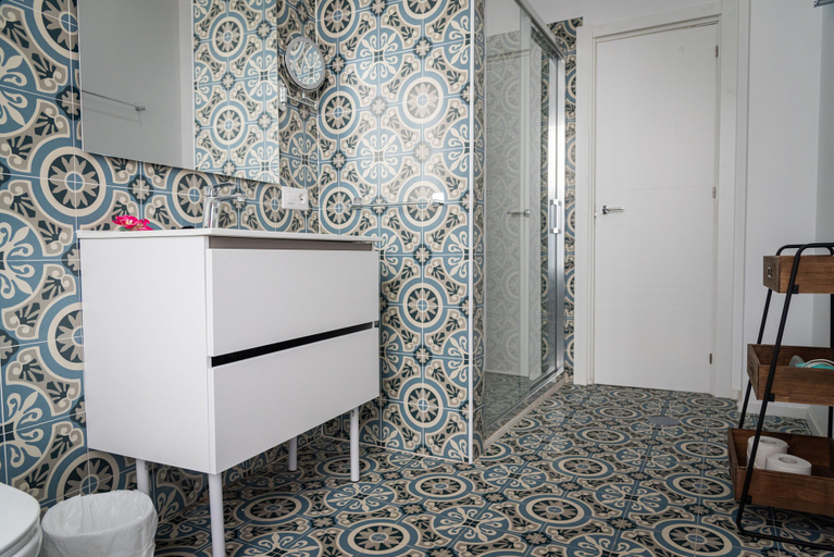 Bathroom 3, Hoteles del Sur, Sevilla