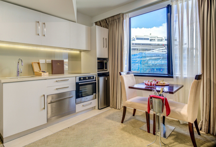 Others 4, VR Queen Street - Hotel & Suites, Waitakere