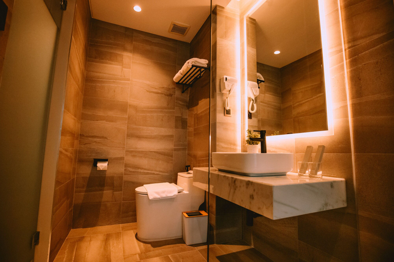Bathroom 4, The Maximilian Hotel, Cauayan City