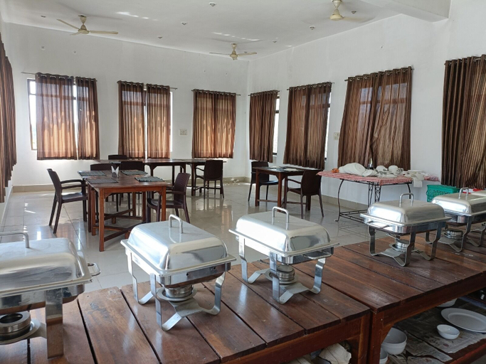 Food & Drinks 5, Panna Tiger Resort- River Side Property, Panna