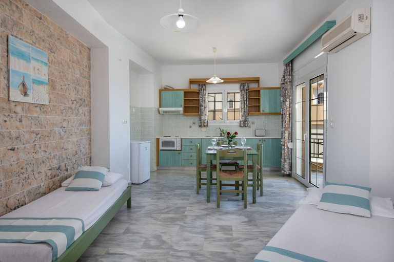 Bedroom 3, Sunrise Studios & Apartments, Crete