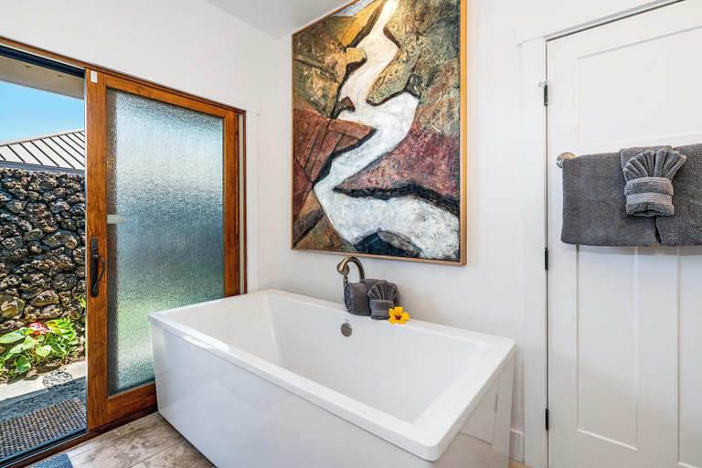 Bathroom 4, Ainamalu at Waikoloa Beach Resort, Hawaii
