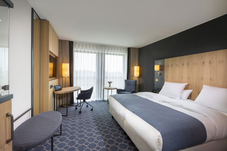 Bedroom 4, Maritim Hotel Ingolstadt, Ingolstadt