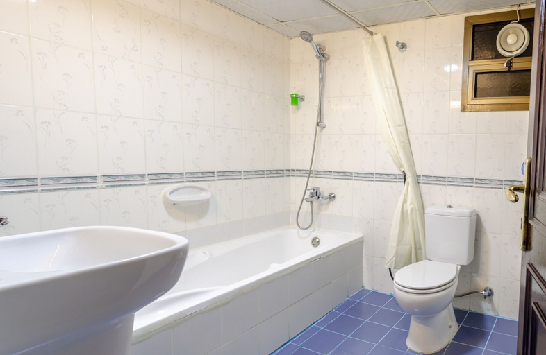 Bathroom 5, Al Karnak Hotel, Dubai