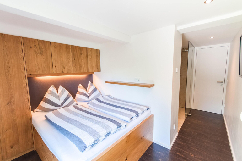 Bedroom 3, Chalet Max Panorama by we rent, Zell am See