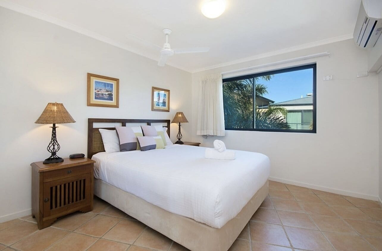 Bedroom 13