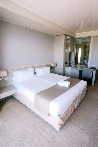 Bedroom 3, Hôtel Cala di Sole, Corse-du-Sud