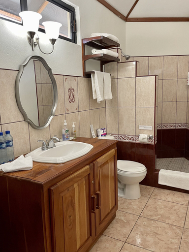 Bathroom 4, Gumbo Limbo Jungle Resort
