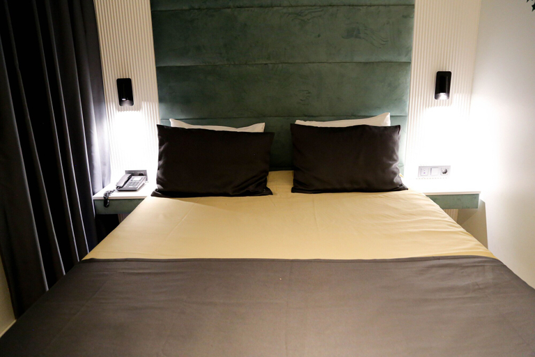 Bedroom 4, Axu Airport Hotel, Arnavutkoy