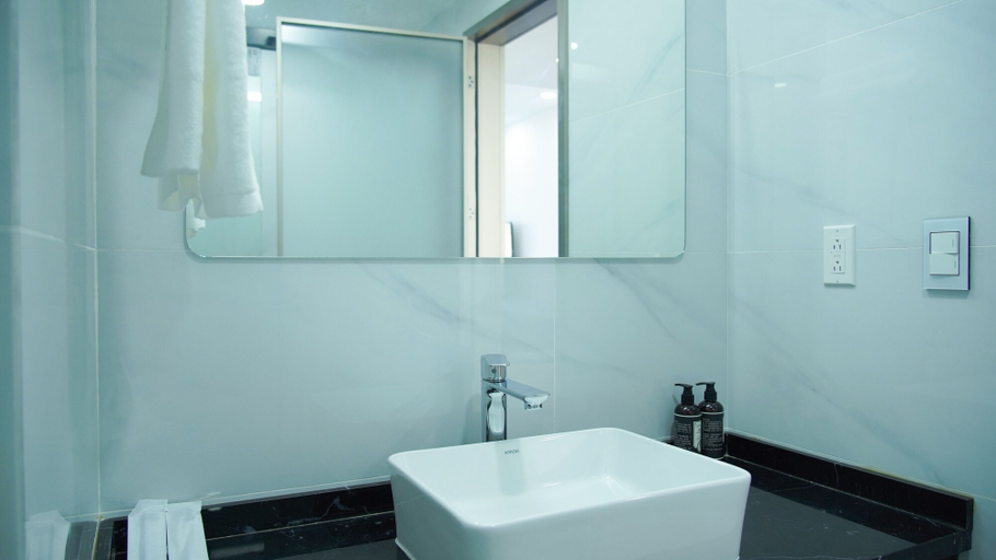 Bathroom 3, Saipan Shining Star Hotel, Saipan