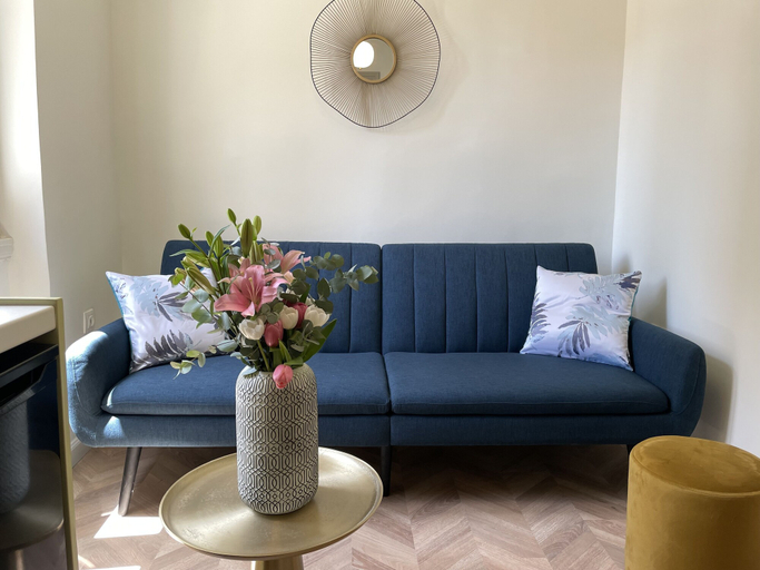 Others 5, Piazza San Rocco Apartments, Ionian Islands