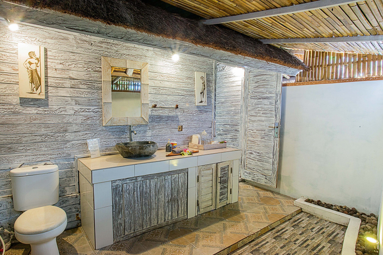 Bathroom 5, Naturale Villa, Klungkung