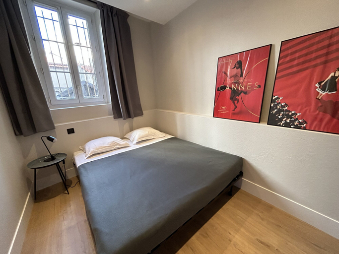 Bedroom 3, 7 Art Hotel Cannes, Alpes-Maritimes