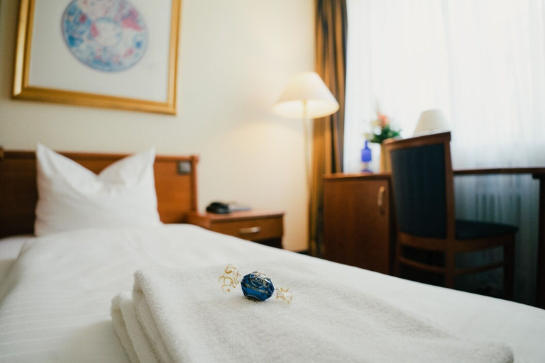 Bedroom 2, Hotel St. Georg, Düsseldorf