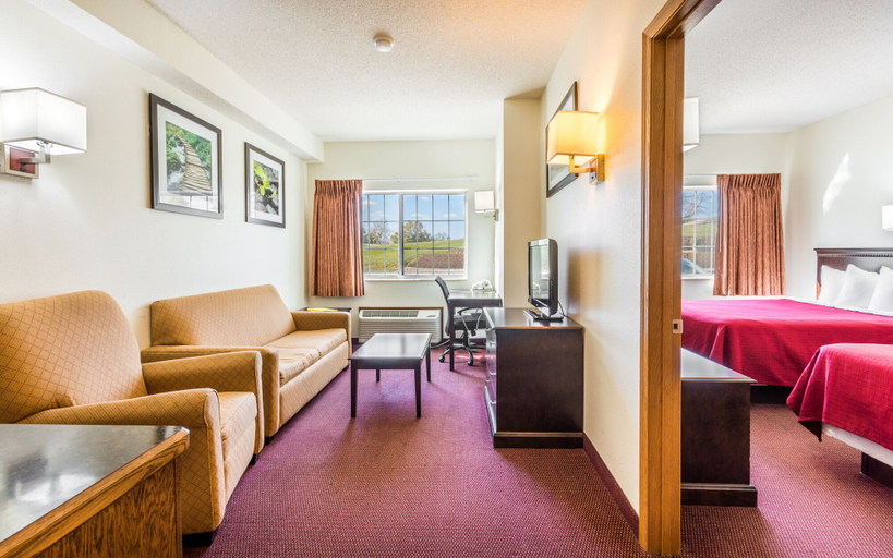 Others 4, Wamego Inn And Suites, Pottawatomie