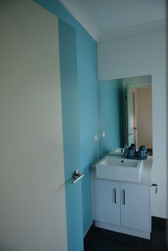 Bathroom 3, Cozy townhouse closer to the town center, Melbourne