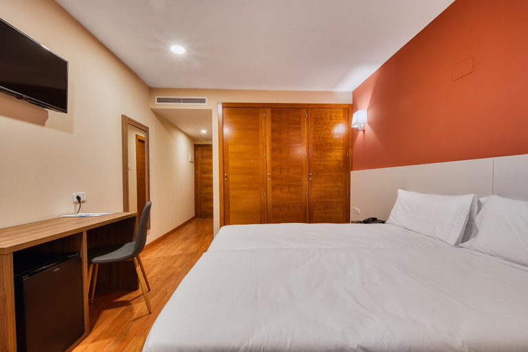 Bedroom 3, Checkin Madrid Móstoles, Madrid