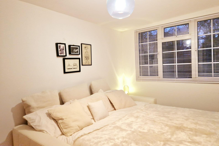 Others 3, 1 Bed Cottage-museum View-garden-free Parking, Surrey