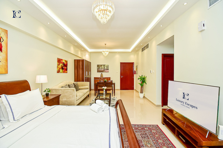 Room 3, PRL Spacious studio with closed kitchen, Dubai