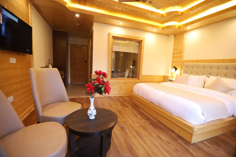 Bedroom 2, Golden Wood Manali By Rosetum, Kullu
