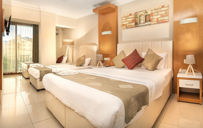 Bedroom 2, Temple Miletos Spa Hotel, Didim
