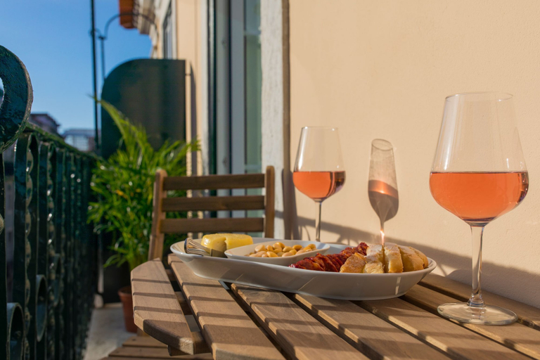 Food & Drinks 5, Ando Living Santa Justa 79 House, Lisbon