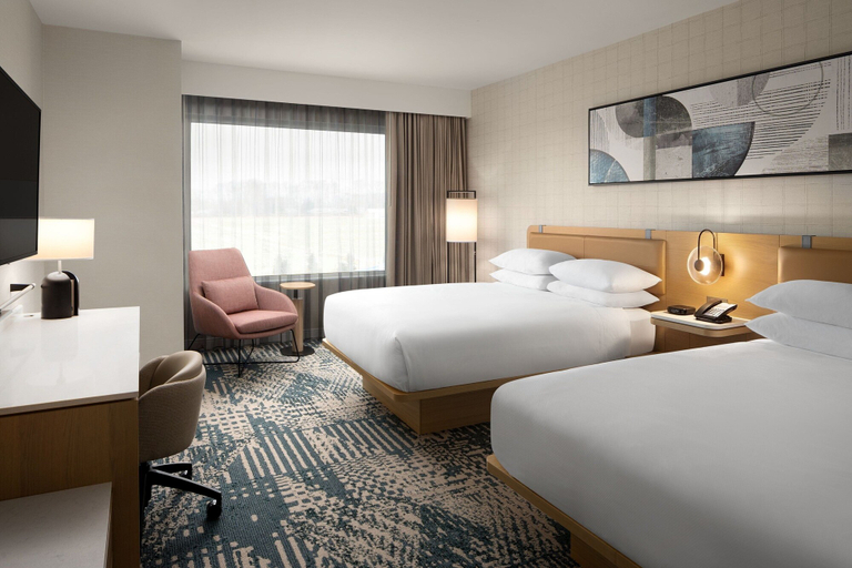 Bedroom 2, Delta Hotels by Marriott Vancouver Delta, Greater Vancouver