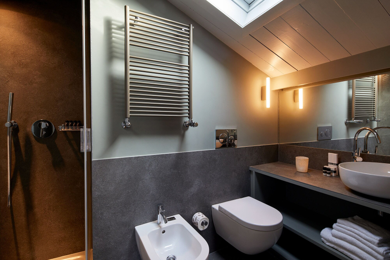 Bathroom 4, Hotel Dei Dragomanni, Venezia