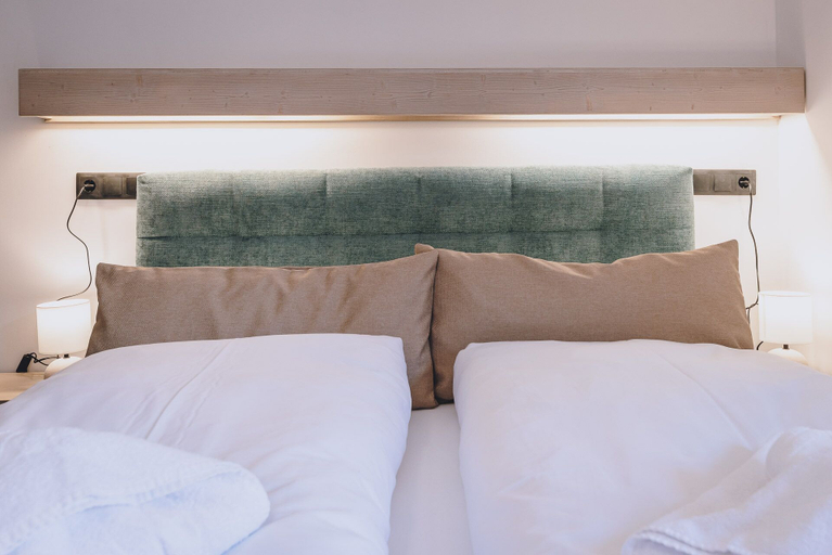 Bedroom 3, Premium Apartments Areit by we rent, Zell am See