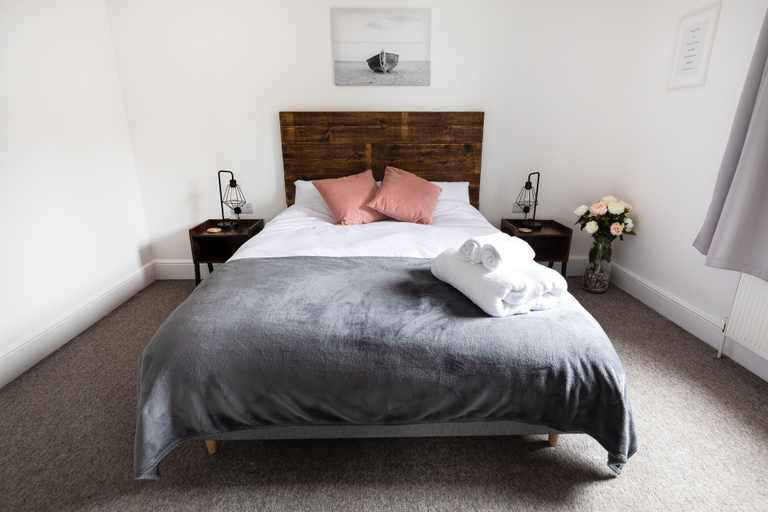 Bedroom 2, Little Haven, Cornwall