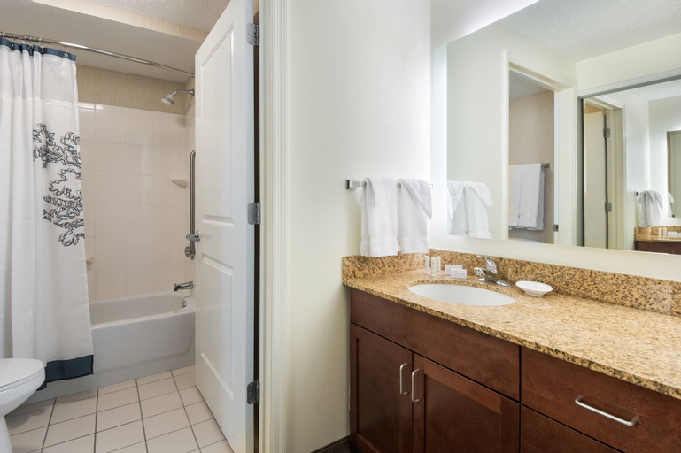 Bedroom 4, Residence Inn by Marriott St Louis Downtown, Saint Louis
