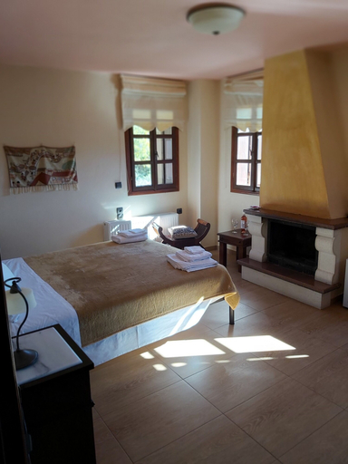 Bedroom 4, Arxontiko Vogiarou, Epirus