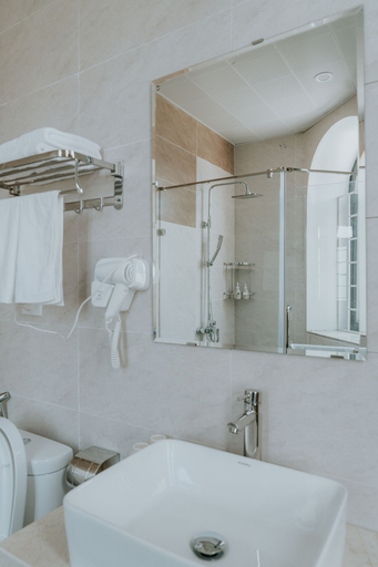 Bathroom 3, Le Cactus Hotel Ha Long, Hạ Long