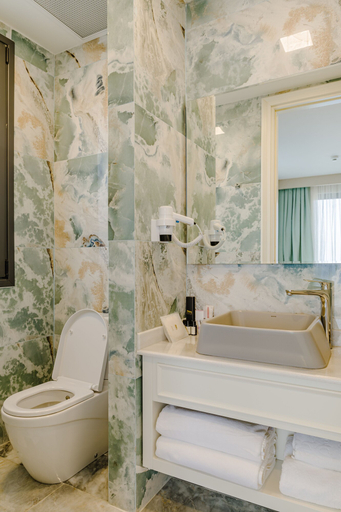 Bathroom 3, Blue Sea Karpasia Hotel