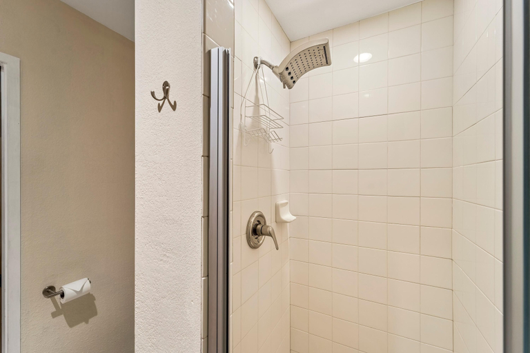 Bathroom 4, Keauhou Punahele#e-102, Hawaii