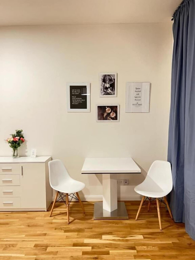 Others 3, Helen Homestay Florenc Newly Apartment, Praha 7