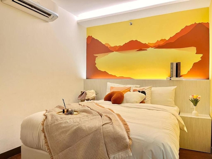 Bedroom 3, Swing & Pillows at KL Cheras Maluri 2, Kuala Lumpur