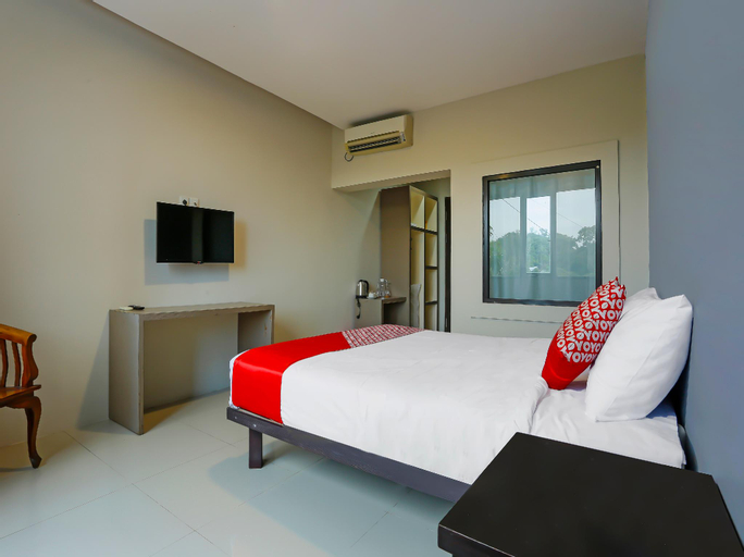 Bedroom 3, OYO 92494 Wulan Homestay Syariah Solo, Solo