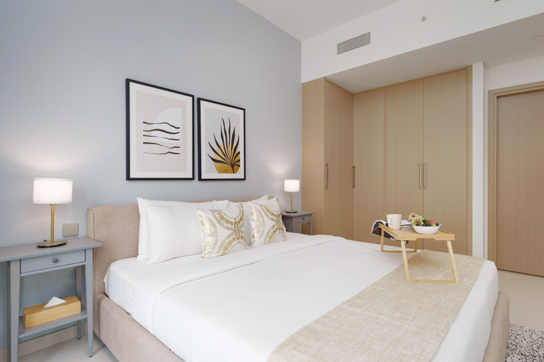 Bedroom 3, Maison Privee - Modern Chic Apt w/ Unobstructed Burj Khalifa Views, Dubai