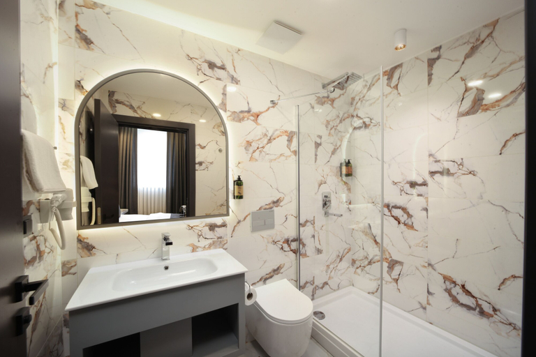 Bathroom 5, SECOND SUIT OTEL, Bakırköy