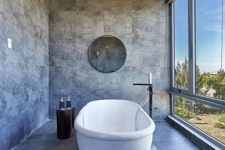 Bathroom, Spacious 1bdr Perfect For Romantic Weekend Seaview, Da Nang