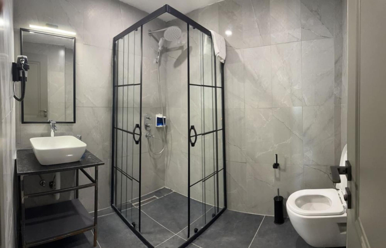 Bathroom 5, ISTANBUL CITY AIRPORT HOTEL, Arnavutkoy