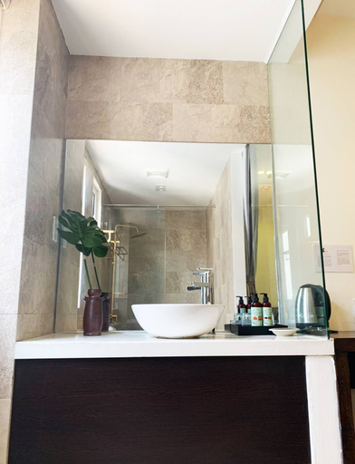 Bathroom 3, Sea Sand 2 Hotel, Da Nang